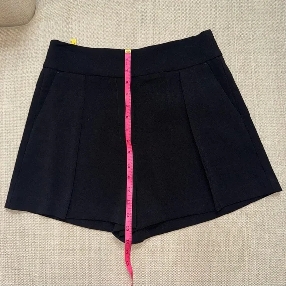 NWOT Express Women's Black High Waisted Shorts - Picture 5 of 10